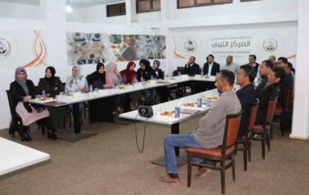 منسقية التدريب والتطوير للمناطق الوسطى والشرقية تختتم دورة تدريبية بمقر المركز الليبي للاستشارات والتنمية البشرية . من خلال التعاون المتبادل بين شركة البريقة لتسويق
